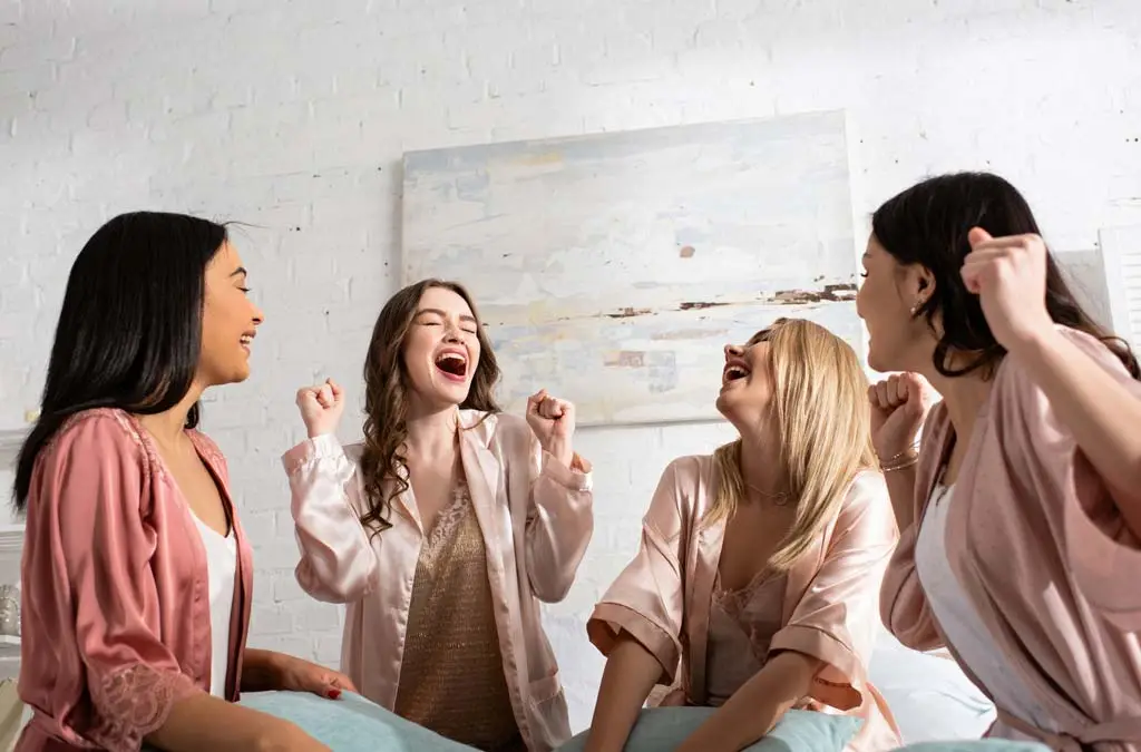 Un EVJF à la maison entre filles