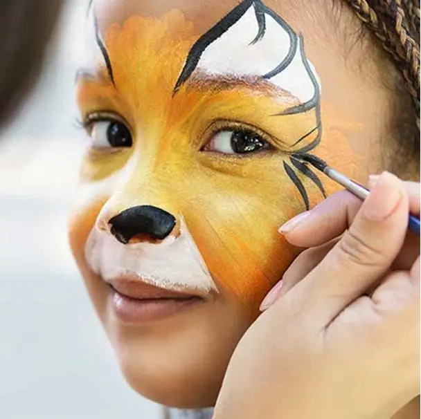 Le stand de maquillage pour les enfants, un succès garanti